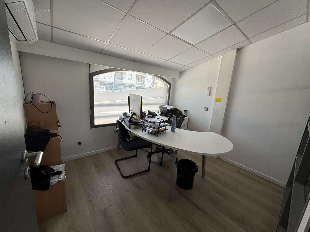 Commerce à BOURG-DE-PEAGE