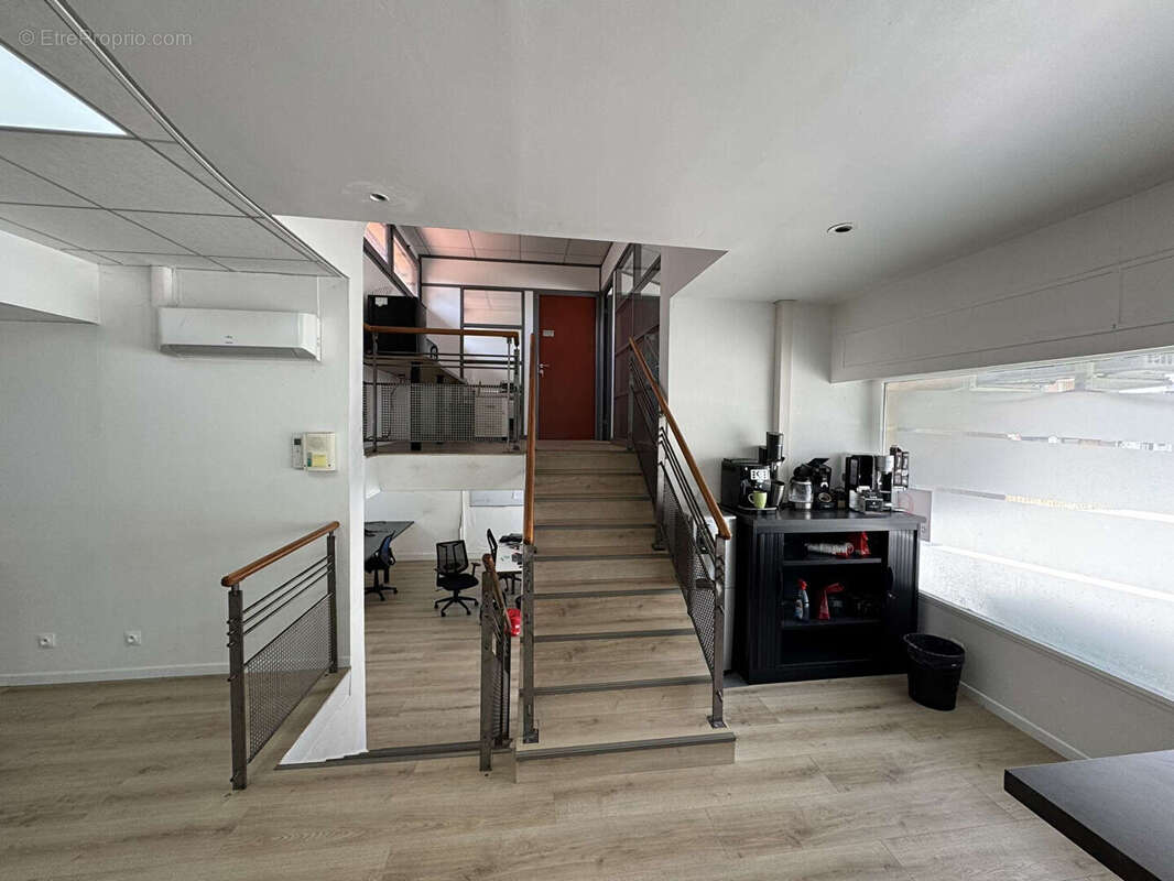 Commerce à BOURG-DE-PEAGE