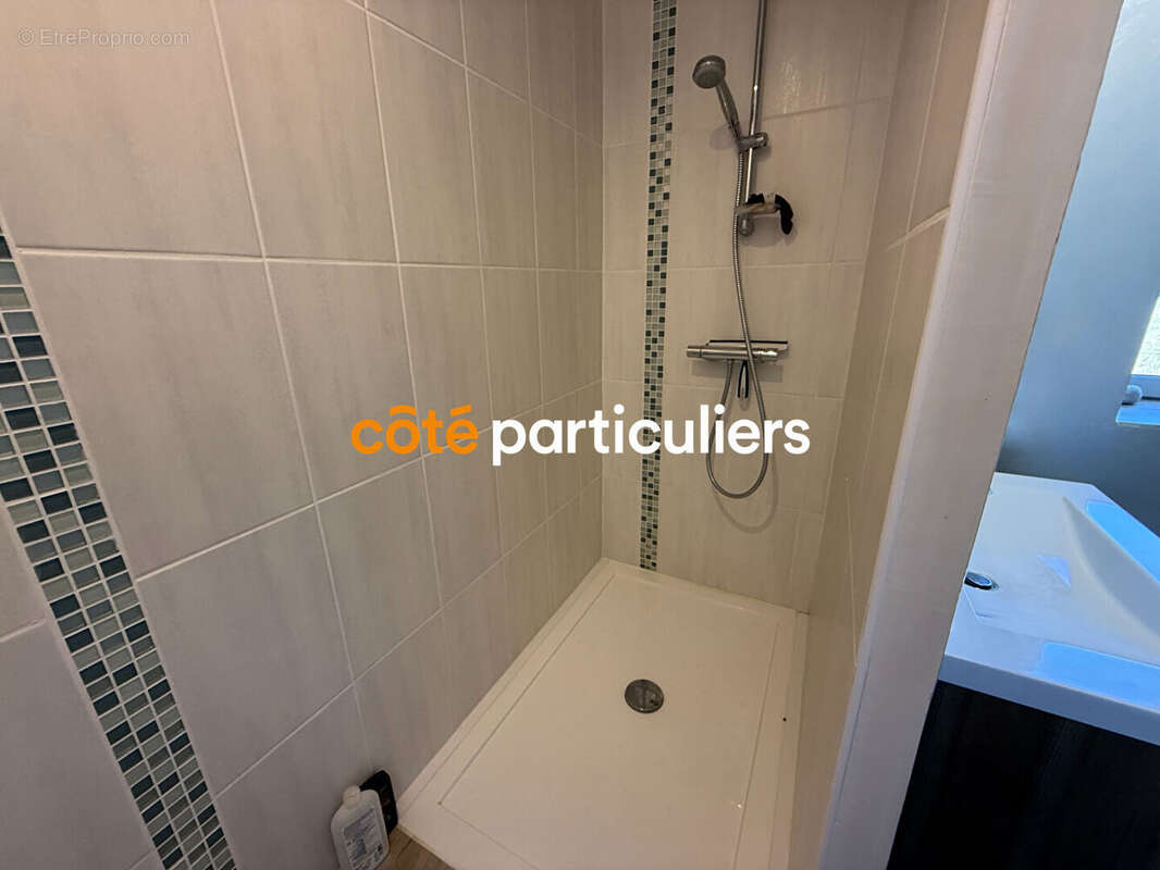 Maison à UZAY-LE-VENON