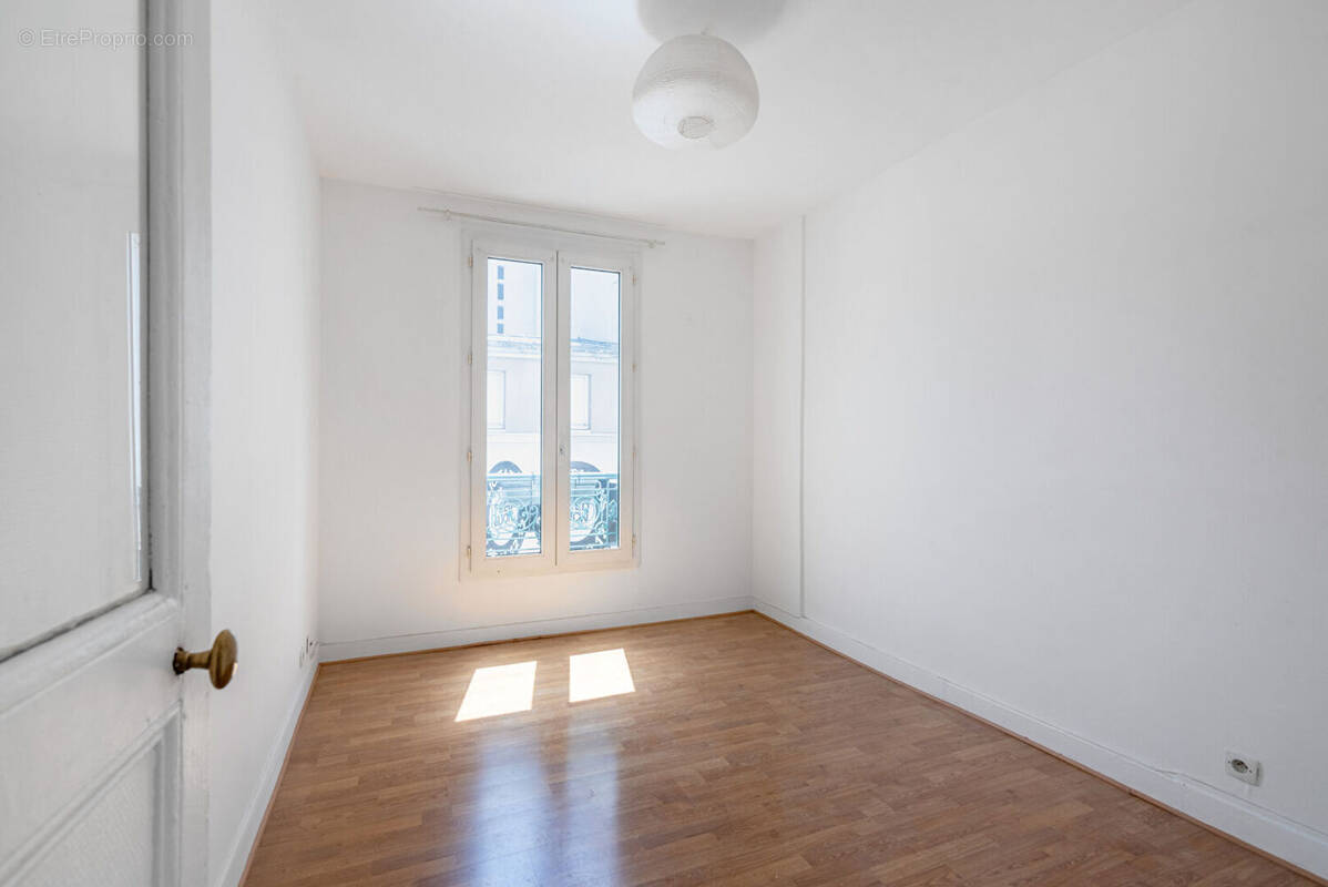 Appartement à PARIS-12E