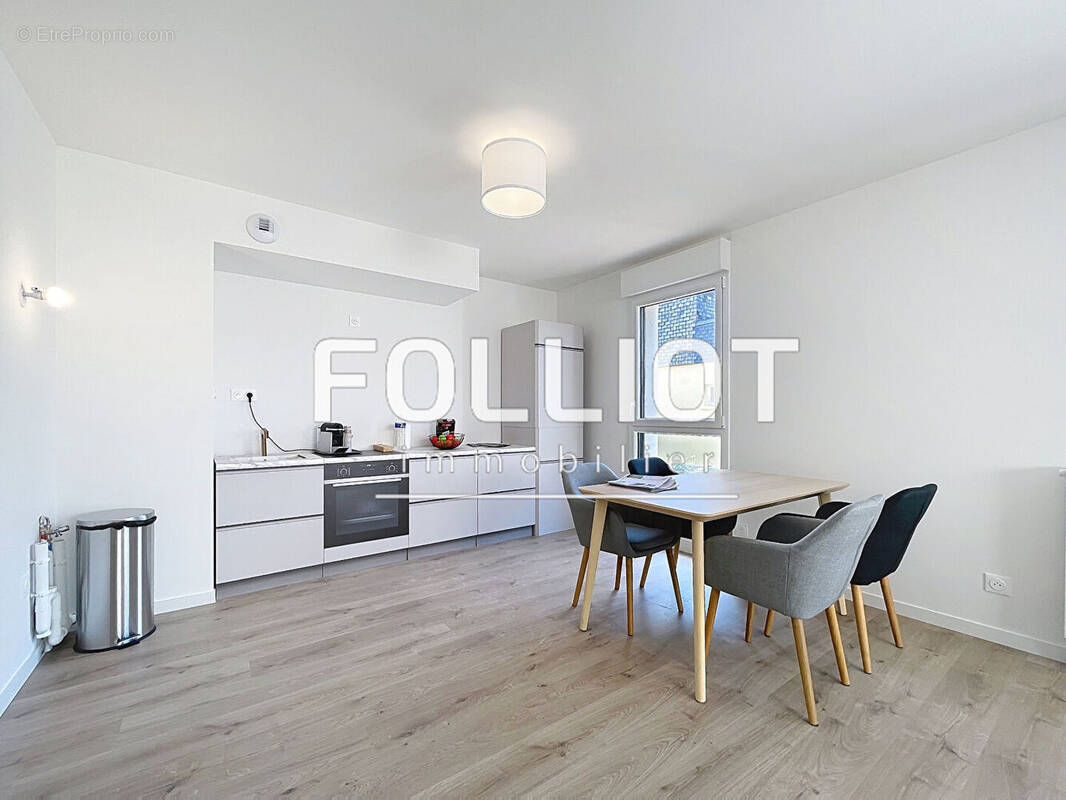 Appartement à MONDEVILLE