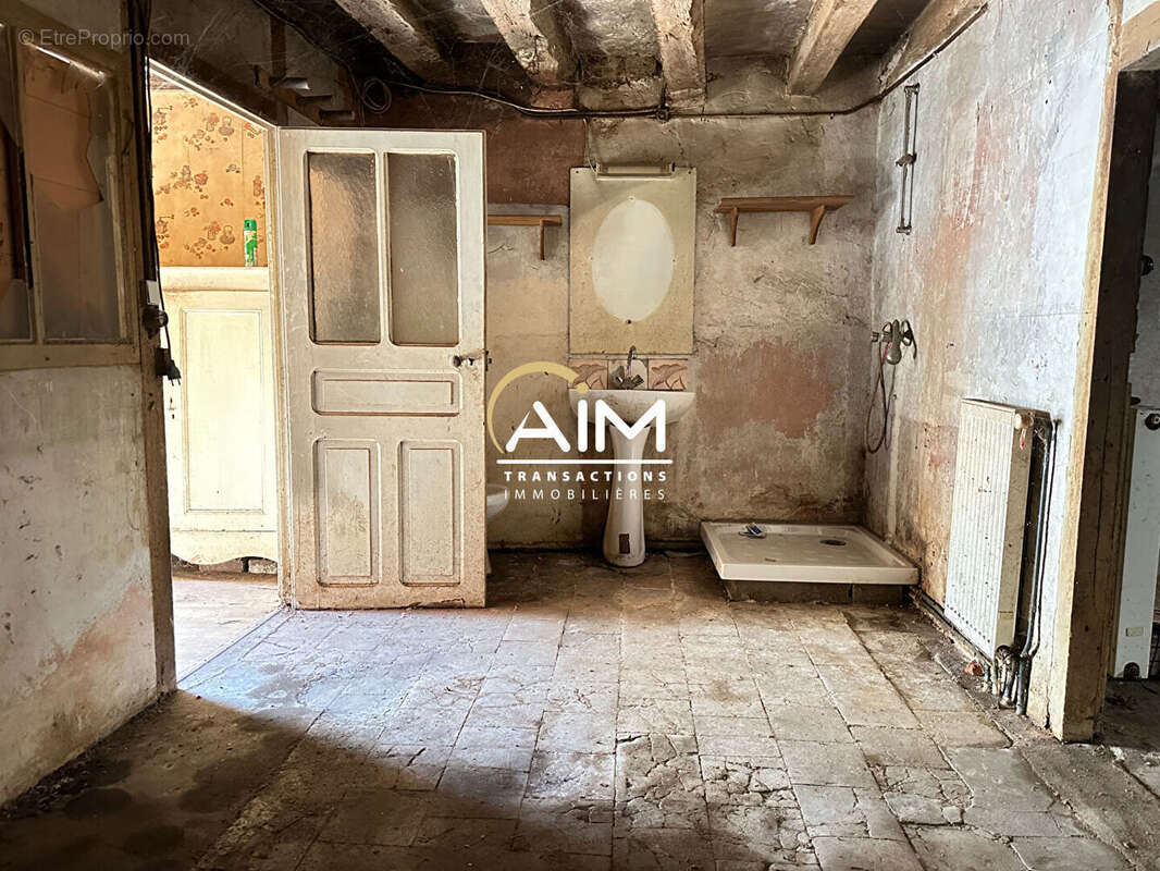 Maison à CHATEAU-RENAULT