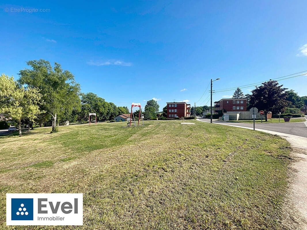 Appartement à RECHICOURT-LE-CHATEAU