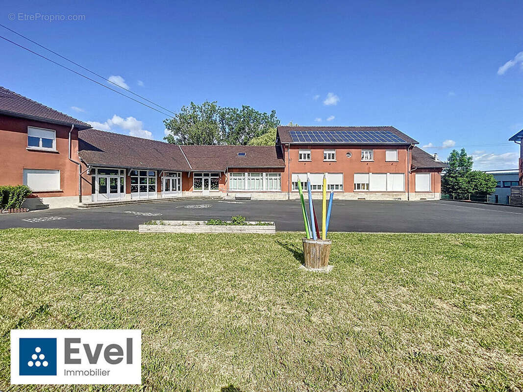 Appartement à RECHICOURT-LE-CHATEAU