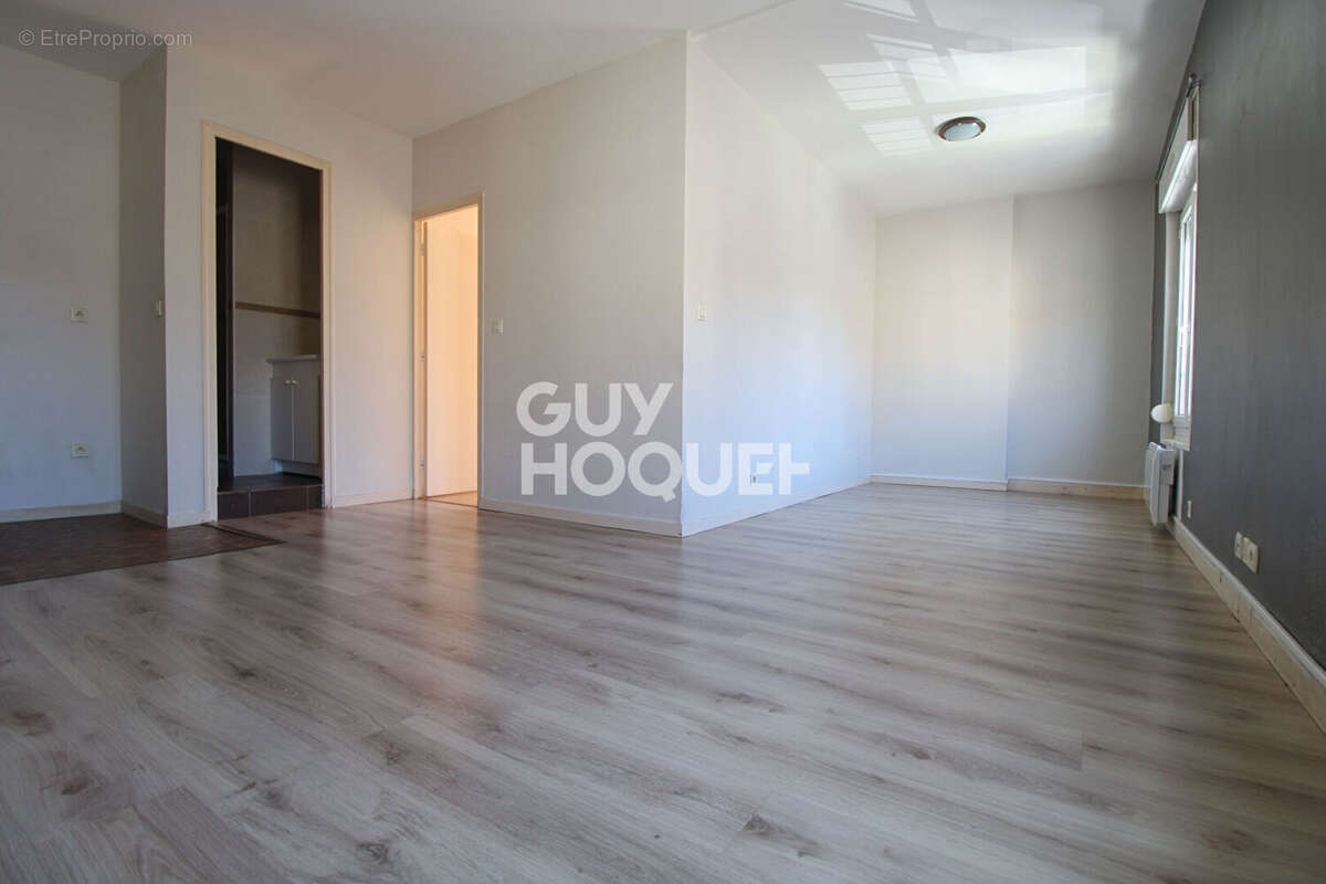 Appartement à BRIE-COMTE-ROBERT