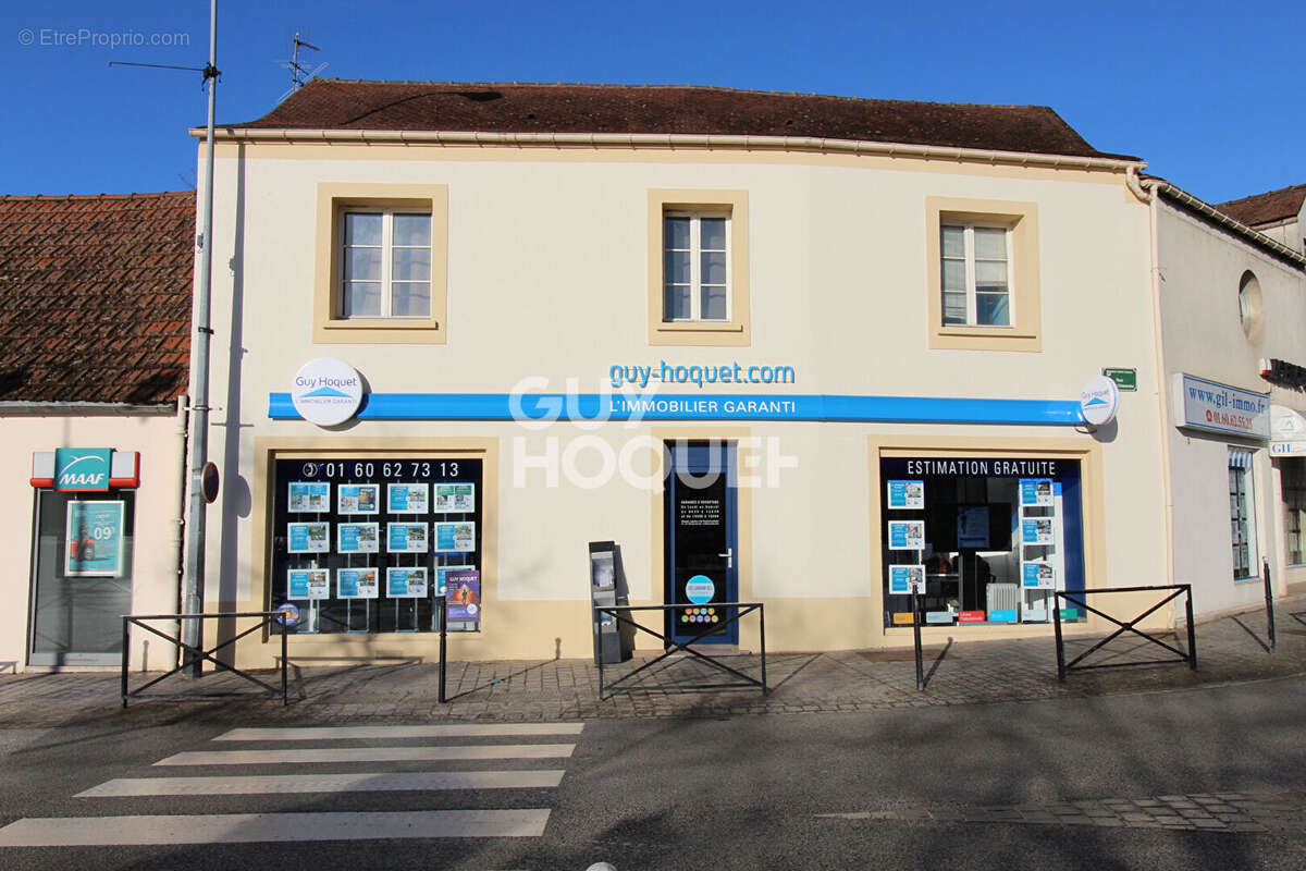 Appartement à BRIE-COMTE-ROBERT