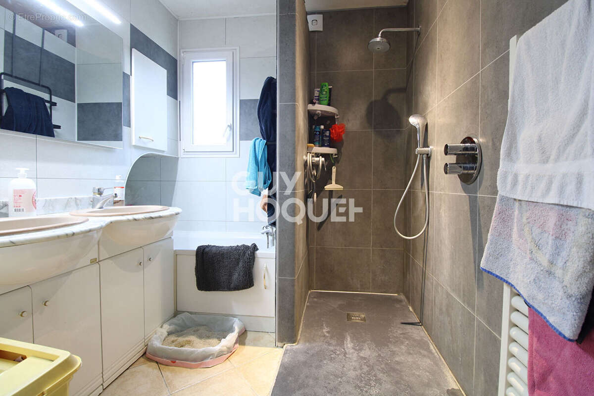 Maison à BRIE-COMTE-ROBERT