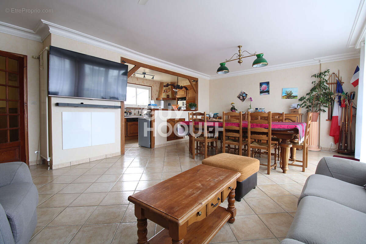 Maison à BRIE-COMTE-ROBERT