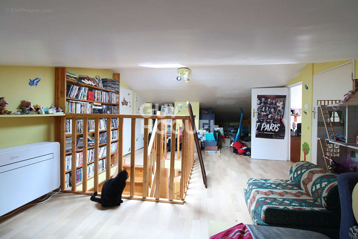 Maison à BRIE-COMTE-ROBERT