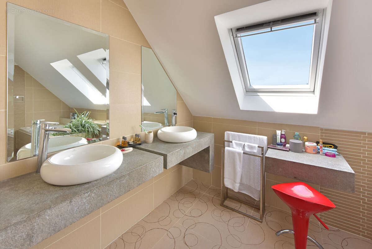 Maison à LE POULIGUEN