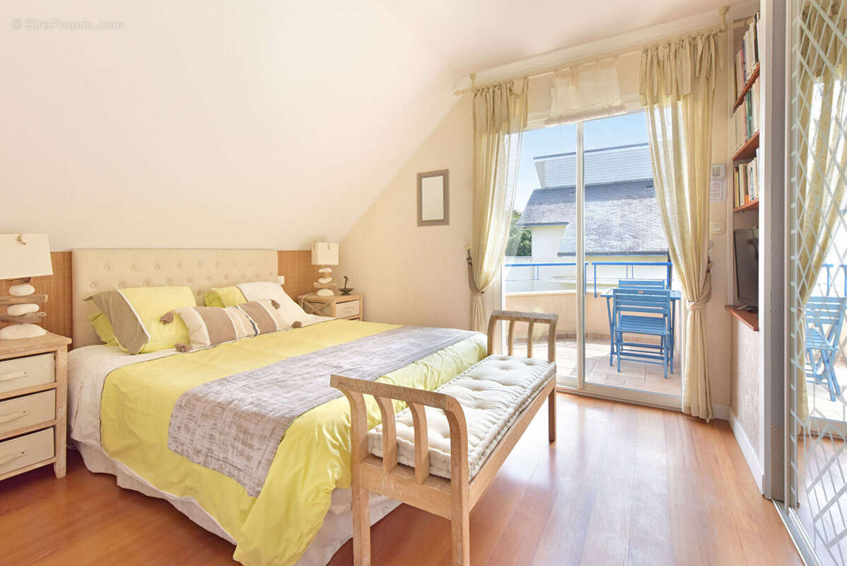 Maison à LE POULIGUEN