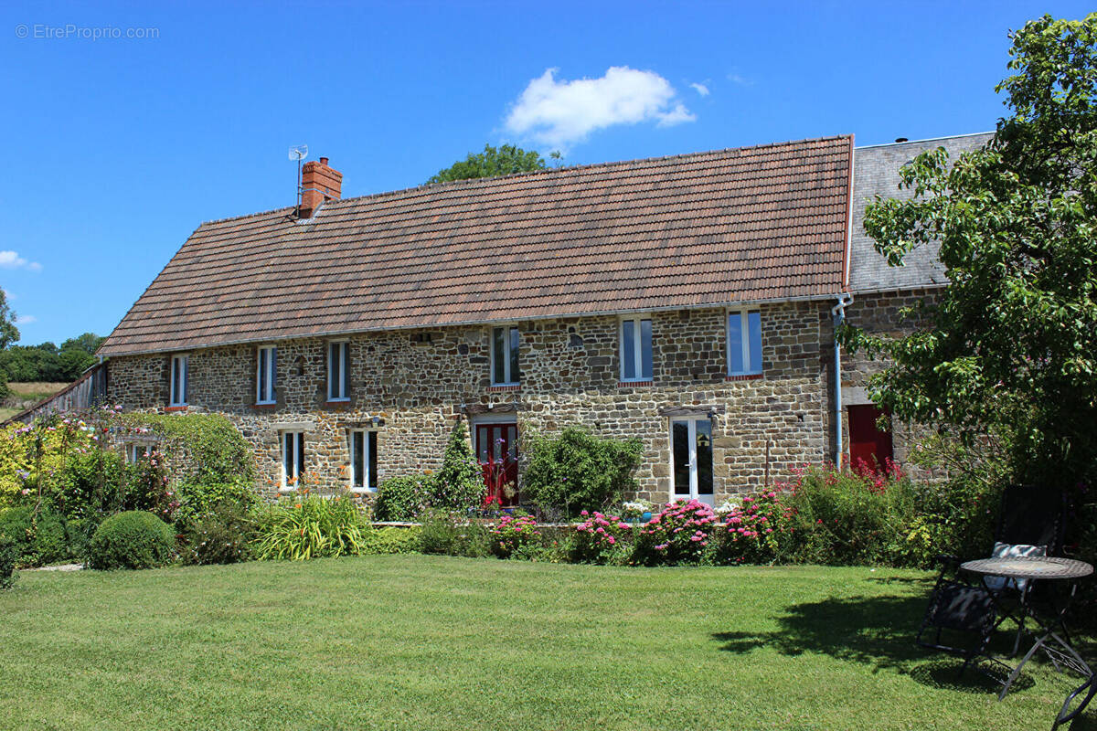 Maison à CAMPEAUX
