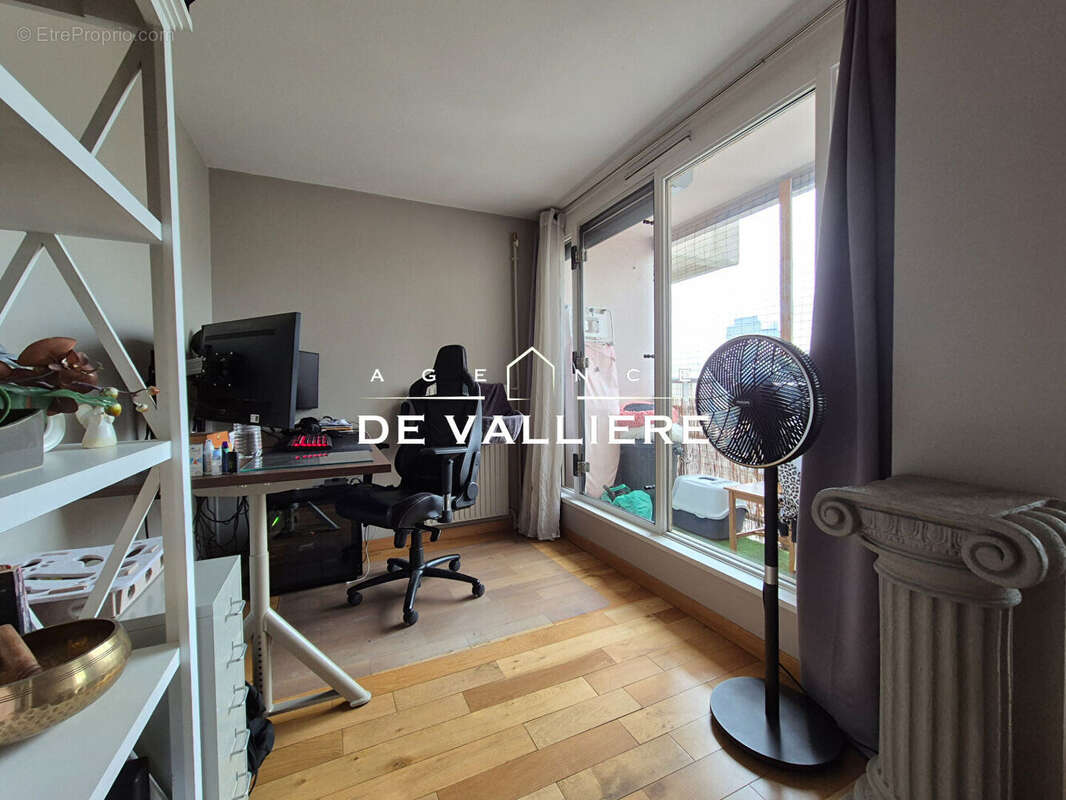 Appartement à NANTERRE