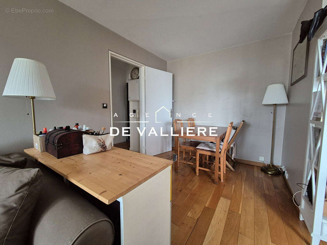 Appartement à NANTERRE