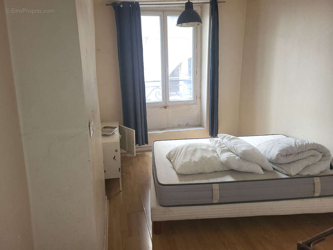Appartement à PARIS-2E