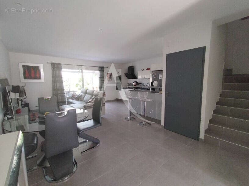 Maison à FRONTIGNAN