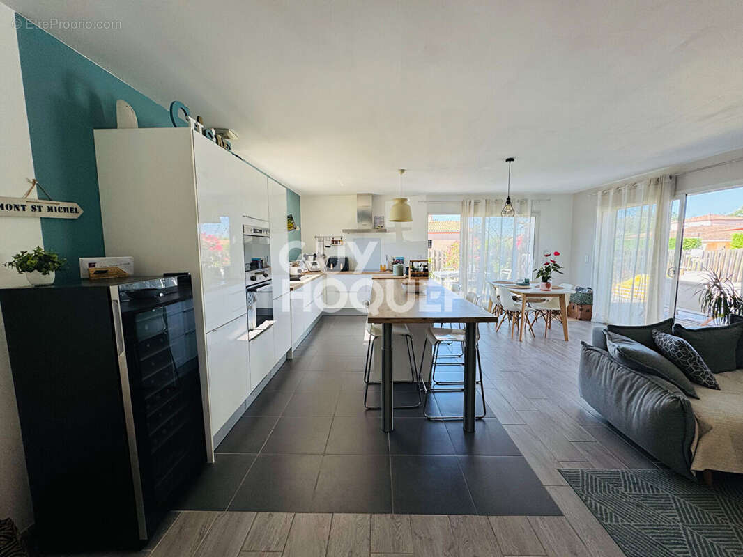 Maison à CASTELCULIER