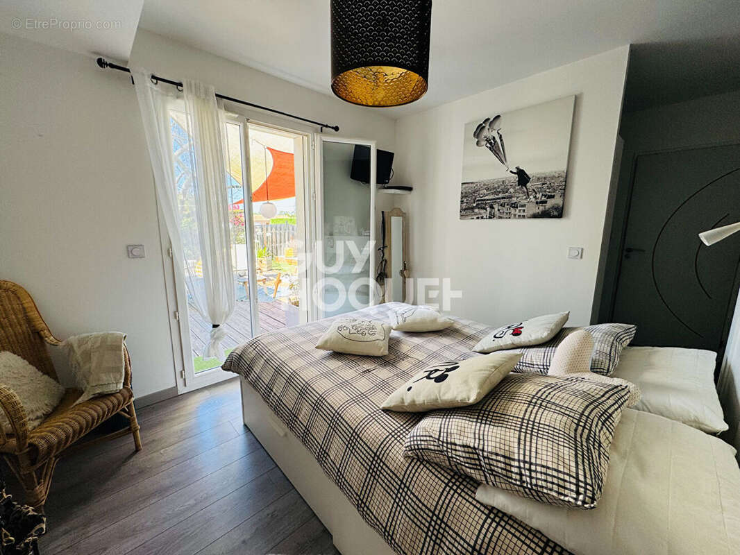 Maison à CASTELCULIER