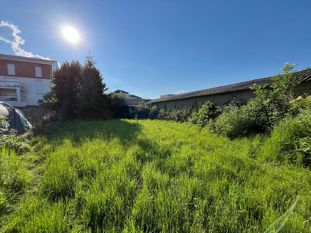 Terrain à SAINT-JEAN-LE-BLANC
