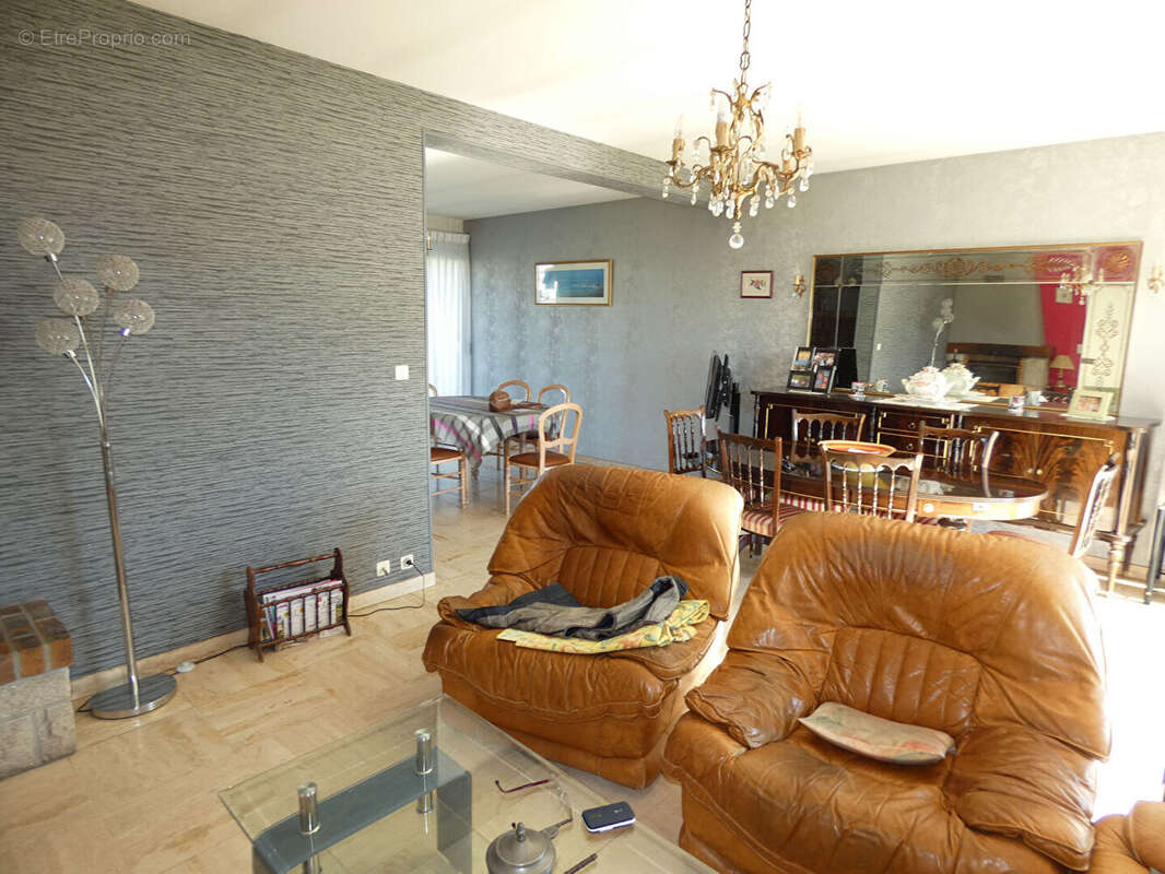 Maison à SAINT-HILAIRE-DU-HARCOUET