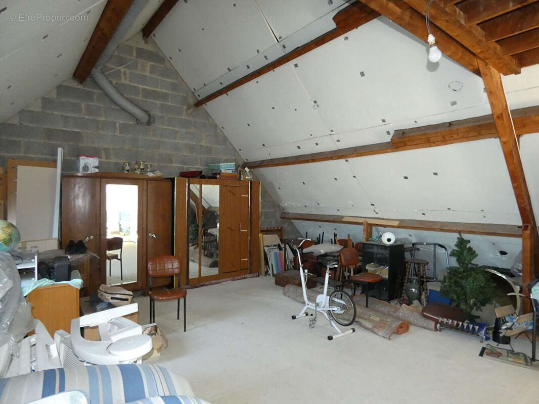 Maison à SAINT-HILAIRE-DU-HARCOUET