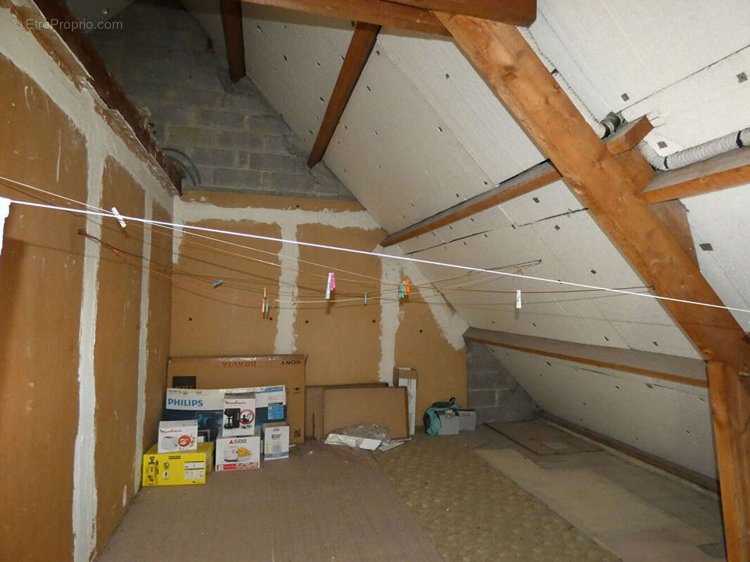 Maison à SAINT-HILAIRE-DU-HARCOUET