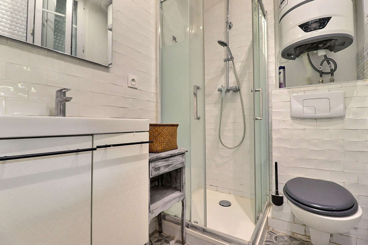 Appartement à LA GARENNE-COLOMBES