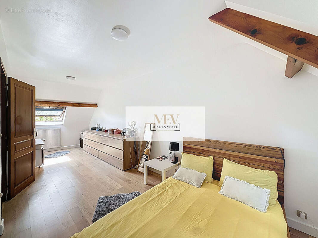 Maison à BRY-SUR-MARNE