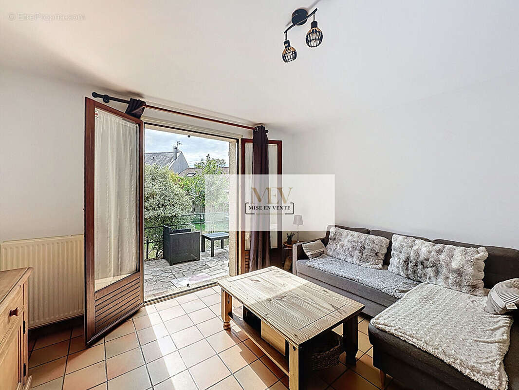 Maison à BRY-SUR-MARNE