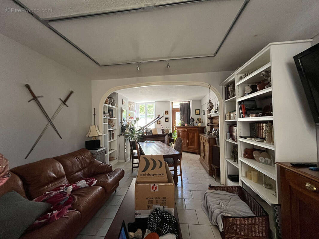 Appartement à FERRIERES-EN-GATINAIS