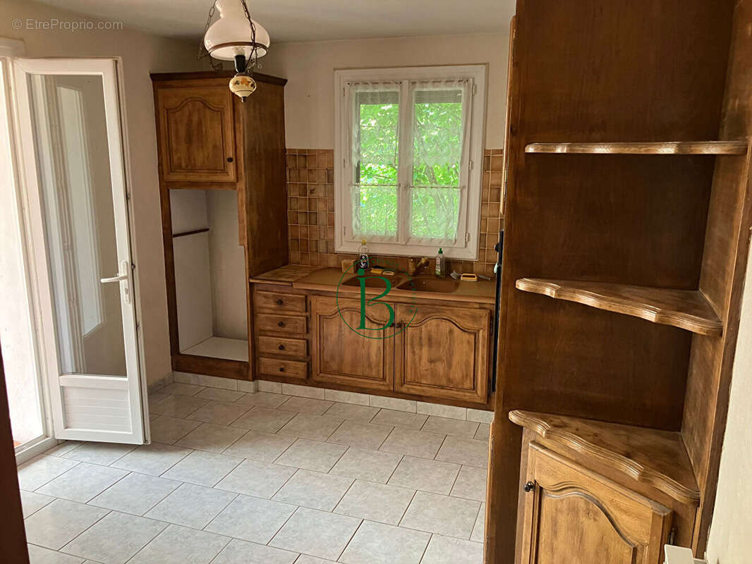 Maison à SAINT-MAXIMIN-LA-SAINTE-BAUME