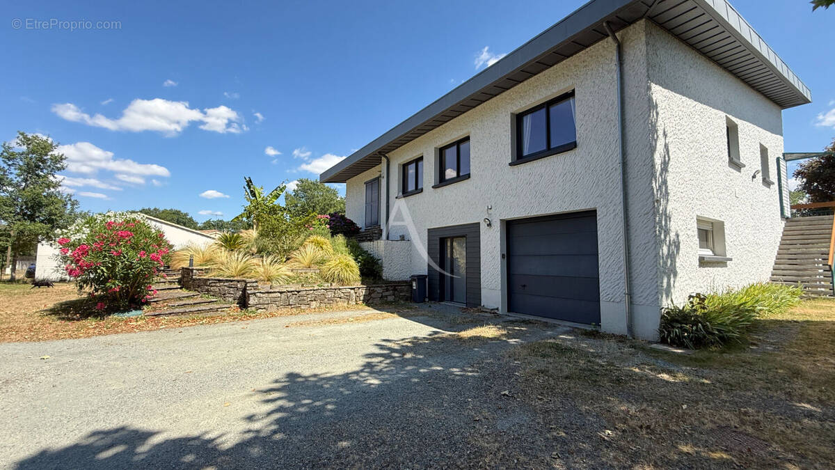 Maison à LA ROCHE-SUR-YON