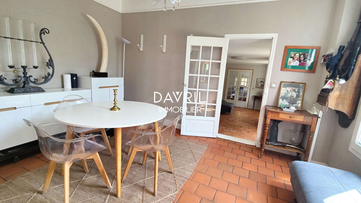 Maison à CONFLANS-SAINTE-HONORINE