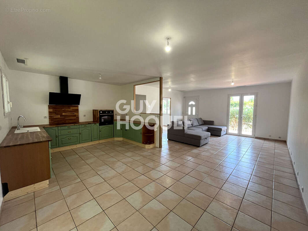 Maison à LUC-SUR-ORBIEU