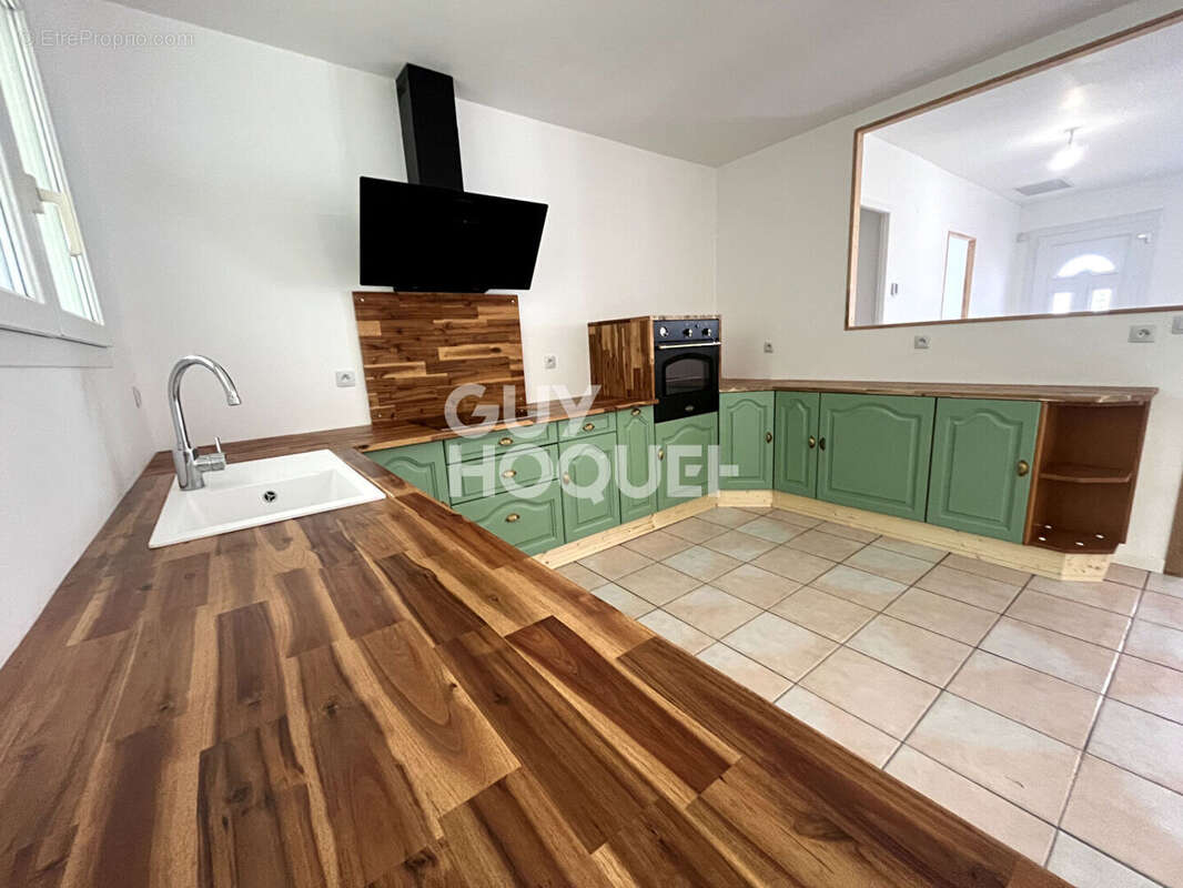 Maison à LUC-SUR-ORBIEU