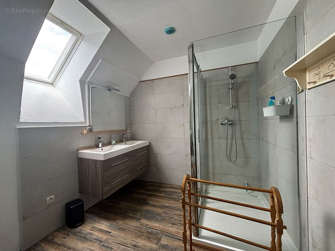 Maison à SAINT-VINCENT-SUR-OUST