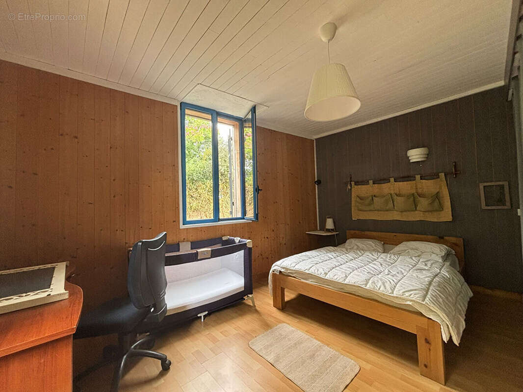 Maison à SAINT-VINCENT-SUR-OUST