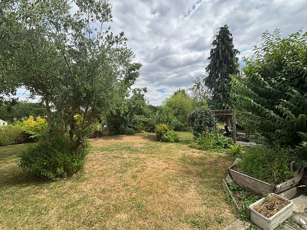 Maison à SAINT-VINCENT-SUR-OUST