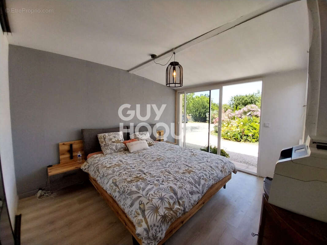 Maison à JAU-DIGNAC-ET-LOIRAC