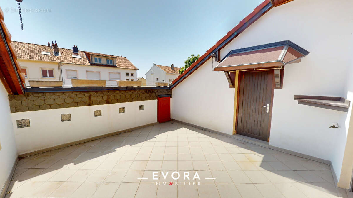 Maison à MONTIGNY-LES-METZ