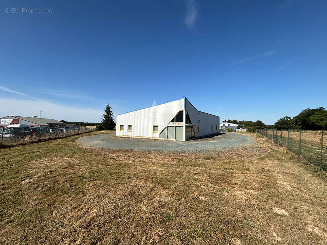 Commerce à GUEMENE-PENFAO