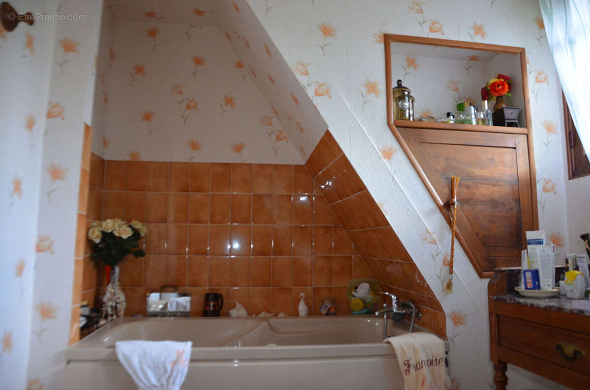 Maison à TOURVILLE-LA-CAMPAGNE