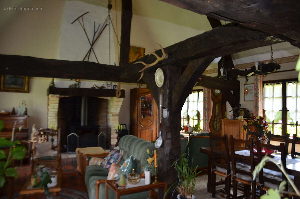 Maison à TOURVILLE-LA-CAMPAGNE