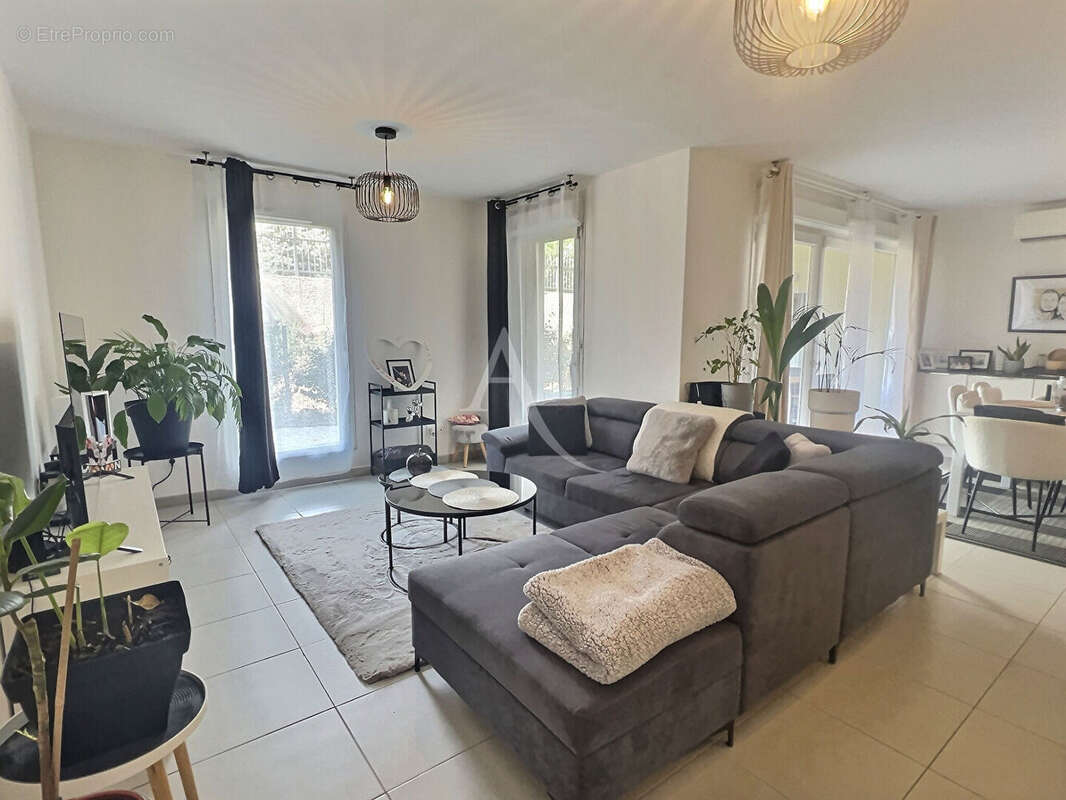 Appartement à MARSEILLE-13E