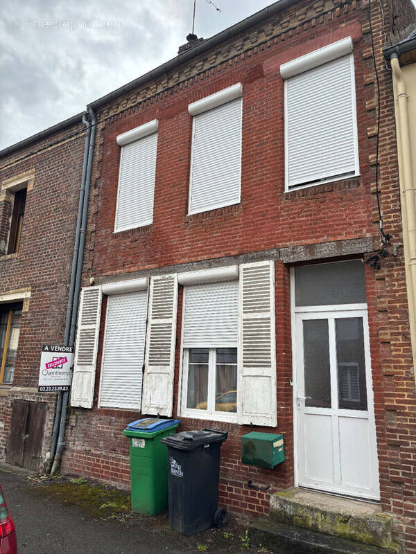 Maison à MONTCORNET