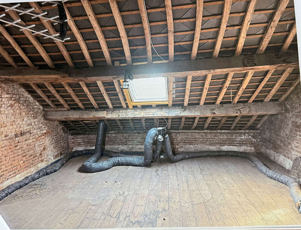 Maison à MONTCORNET