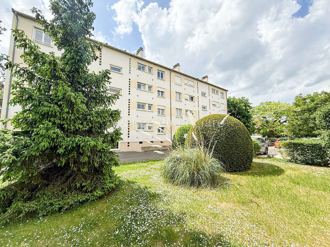 Appartement à SARTROUVILLE