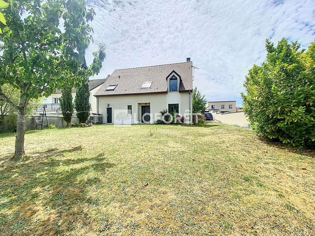 Maison à MARCOUSSIS