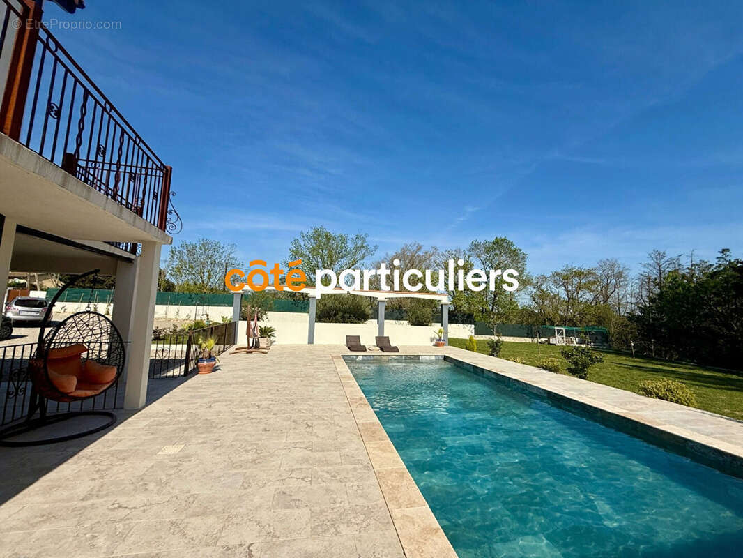 Maison à VILLEMOUSTAUSSOU