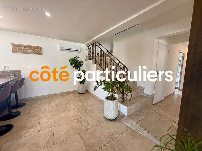 Maison à VILLEMOUSTAUSSOU